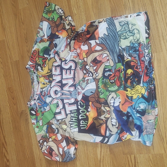 Warner Bros. Other - New LOONEY TUNES logo character tee size L